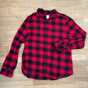 Gap flannel button down size L